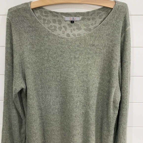 Ten-Oh-8 | Green Layered Long Sleeve Sweater- XL - Picture 2 of 8